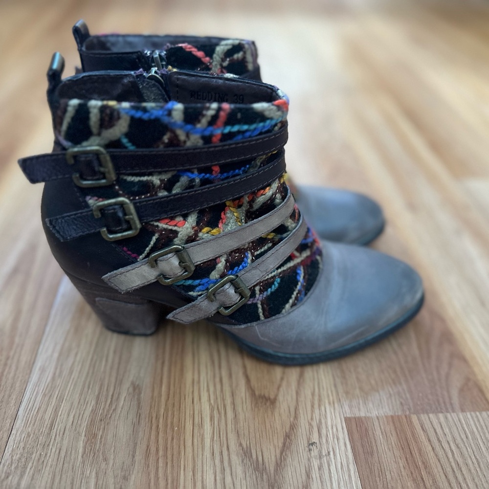 L’Artiste Multicolor Women's Ankle Boots